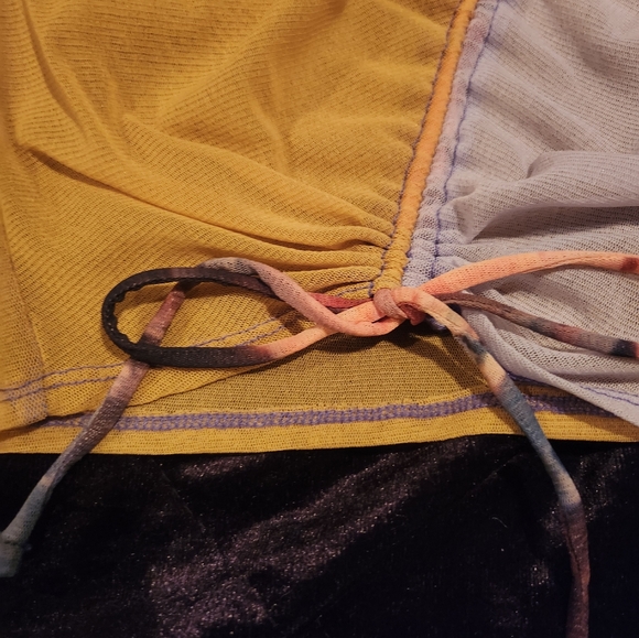 Asymmetrical Ruched Top - Picture 3 of 5